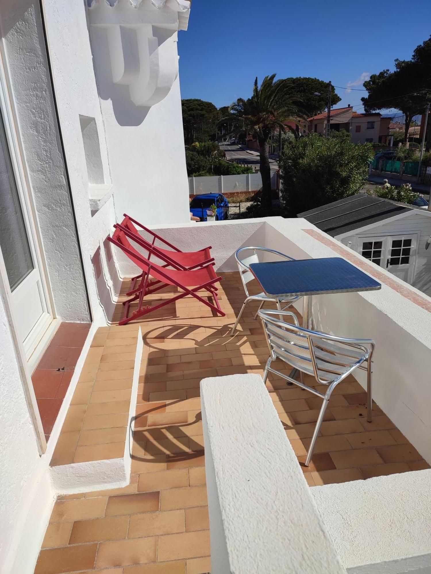 Hotel Le Calypso Hyères Esterno foto
