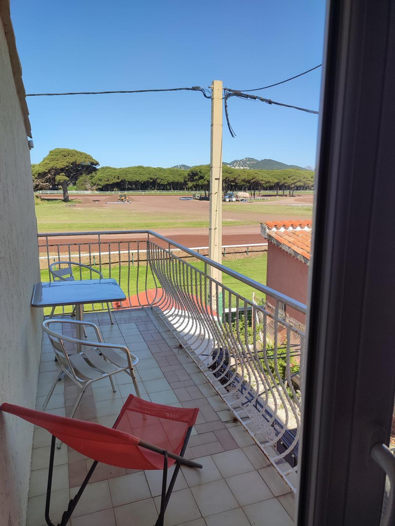 Hotel Le Calypso Hyères Esterno foto